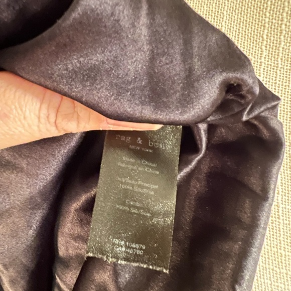 Rag and Bone 100% Silk Scarlet Silk Blouse Relaxed Fit Top $295.00 Small - Picture 8 of 10